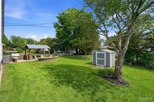 9540 Caravan Drive, Sappington, MO 63126