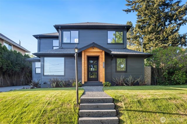 3734 SW Tillman Street, Seattle, WA 98126