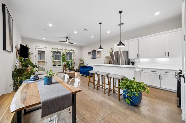 2625 Paul Quinn Street B, Houston, TX 77091