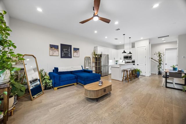 2625 Paul Quinn Street B, Houston, TX 77091