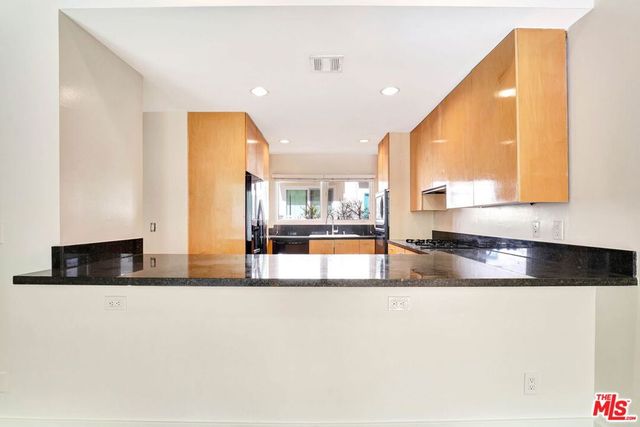 811 21st Street 3, Santa Monica, CA 90403