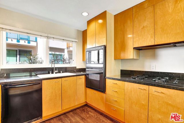811 21st Street 3, Santa Monica, CA 90403