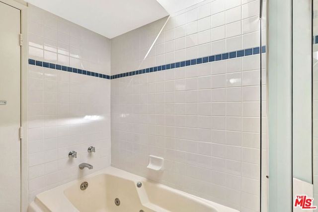 811 21st Street 3, Santa Monica, CA 90403
