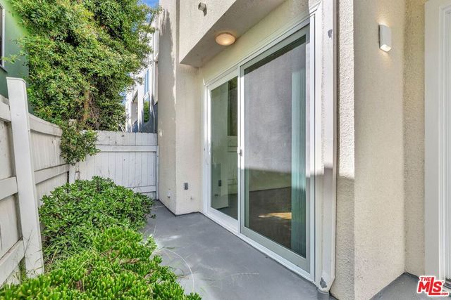 811 21st Street 3, Santa Monica, CA 90403