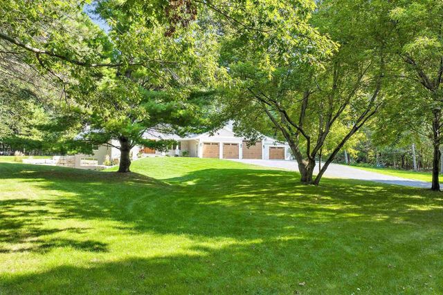 2326 PRISTINE LANE, Suamico, WI 54313