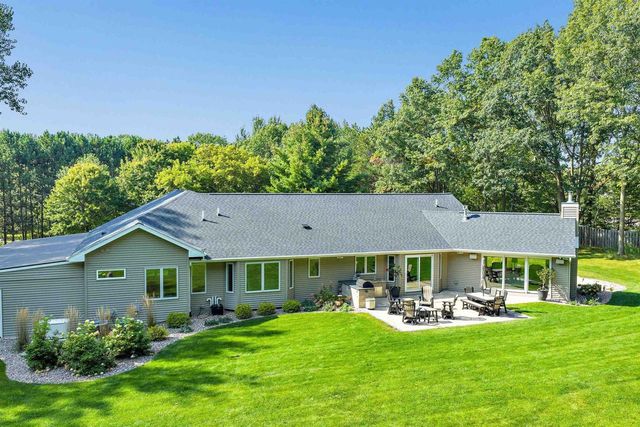 2326 PRISTINE LANE, Suamico, WI 54313