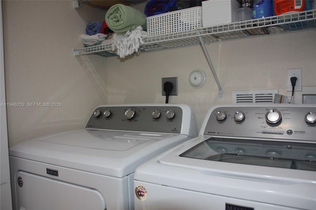 7414 E Briella Dr, Boynton Beach, FL 33437