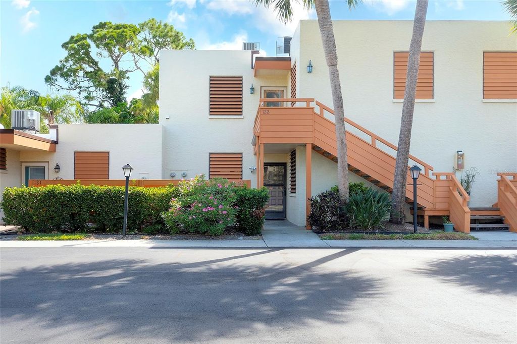 123 WILD PALM DRIVE 123, Bradenton, FL 34210