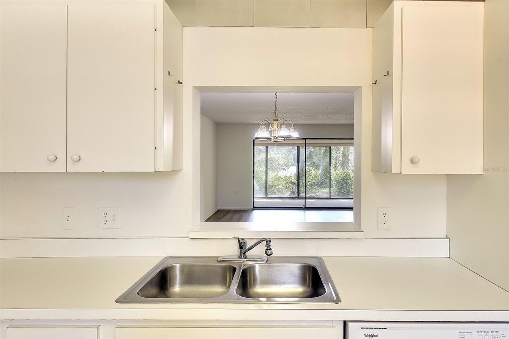 Image 13 of property listing at 123 WILD PALM DRIVE 123, Bradenton, FL 34210