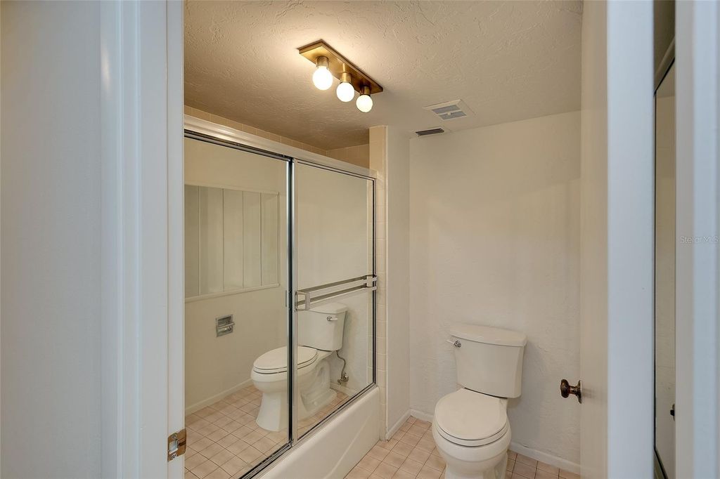 Image 20 of property listing at 123 WILD PALM DRIVE 123, Bradenton, FL 34210