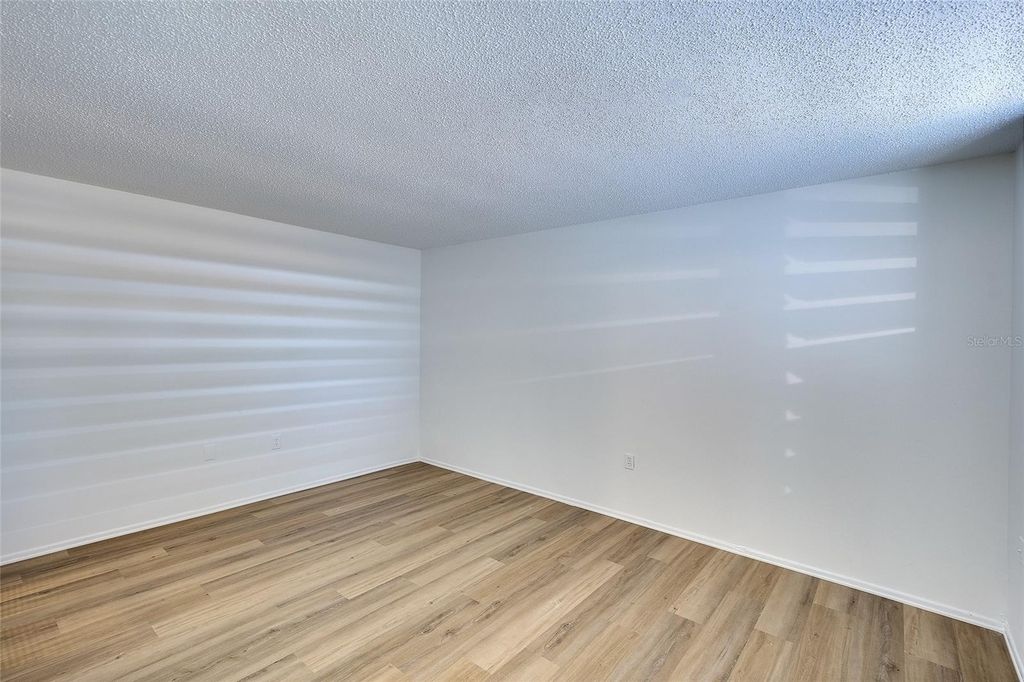 Image 23 of property listing at 123 WILD PALM DRIVE 123, Bradenton, FL 34210