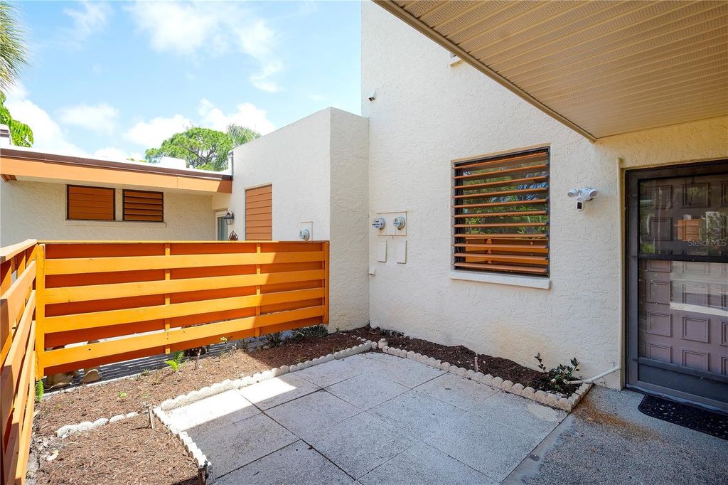 Image 27 of property listing at 123 WILD PALM DRIVE 123, Bradenton, FL 34210
