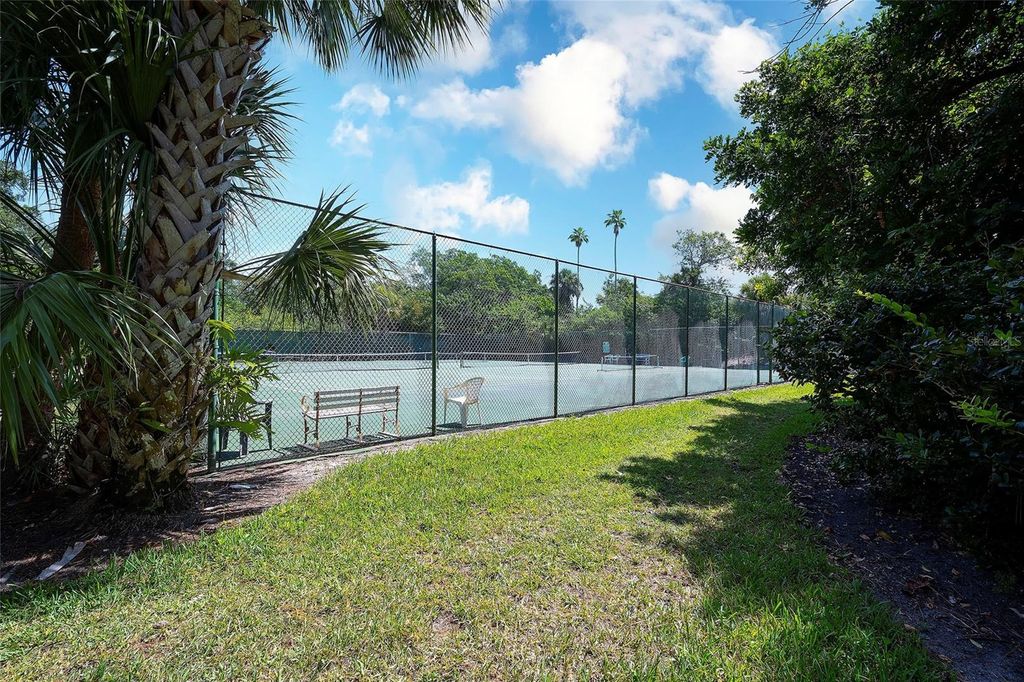 Image 38 of property listing at 123 WILD PALM DRIVE 123, Bradenton, FL 34210