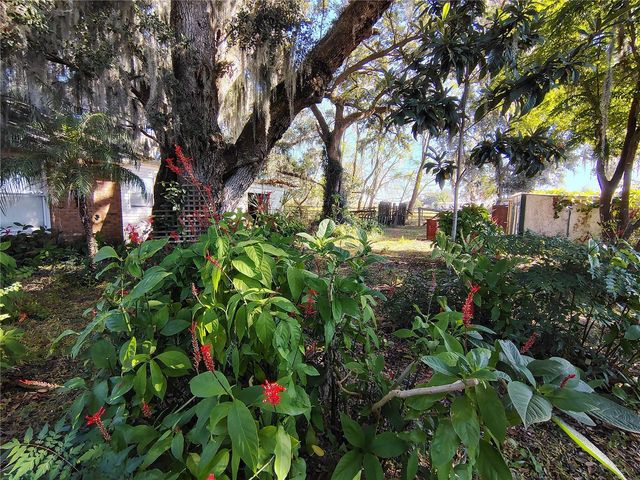 3537 E C 462, Wildwood, FL 34785