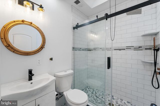 2240 S BONSALL ST, Philadelphia, PA 19145