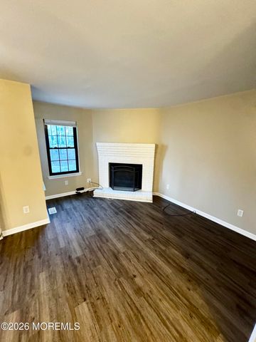 905 Arlington Drive, Toms River, NJ 08755