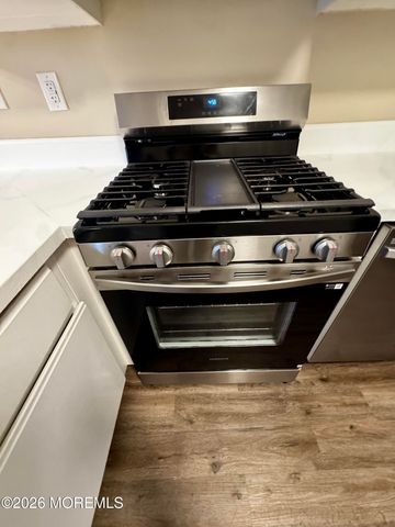 905 Arlington Drive, Toms River, NJ 08755