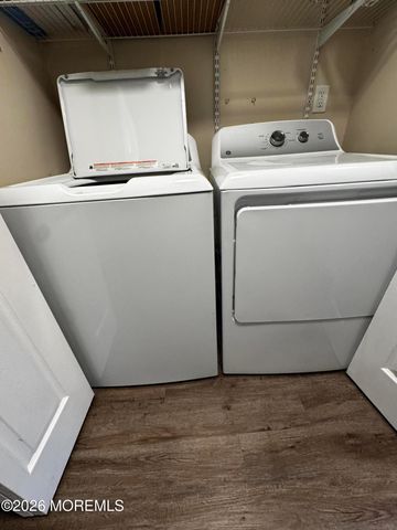 905 Arlington Drive, Toms River, NJ 08755