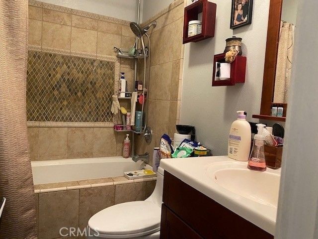 9562 Via Bernardo, Burbank, CA 91504