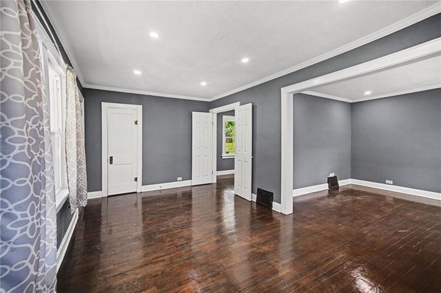 2240 Troupe Avenue, Kansas City, KS 66104