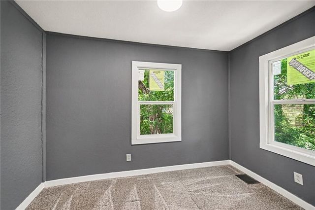 2240 Troupe Avenue, Kansas City, KS 66104