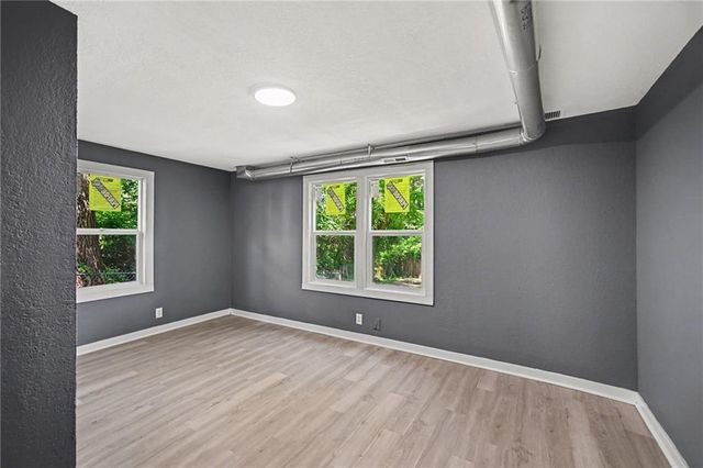 2240 Troupe Avenue, Kansas City, KS 66104