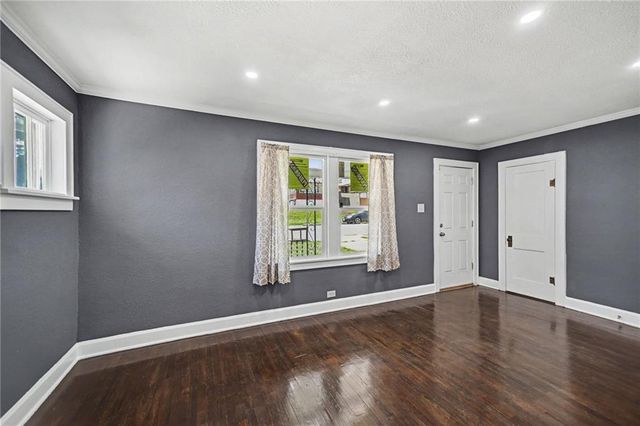 2240 Troupe Avenue, Kansas City, KS 66104