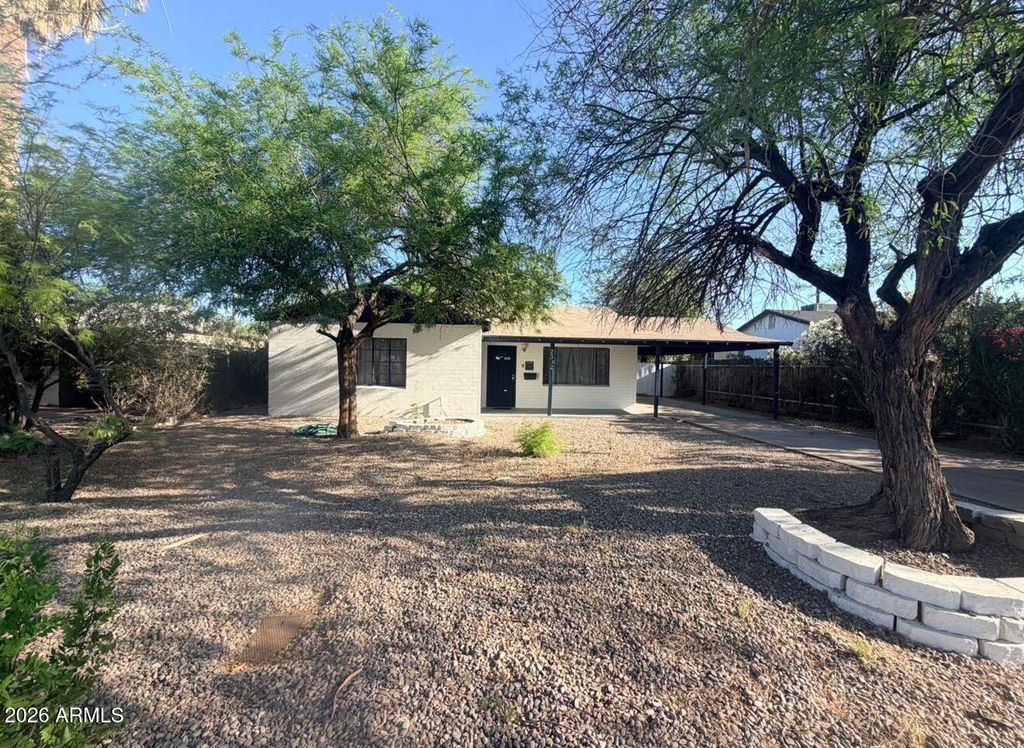 2332 E FLOWER Street, Phoenix, AZ 85016 — photo 2