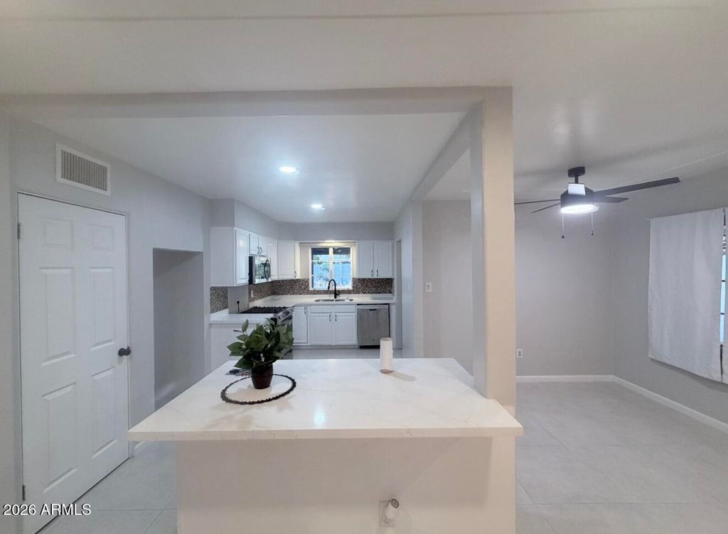 2332 E FLOWER Street, Phoenix, AZ 85016 — photo 4