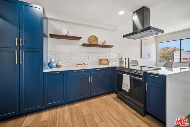1010 Hammond Street 306, West Hollywood, CA 90069