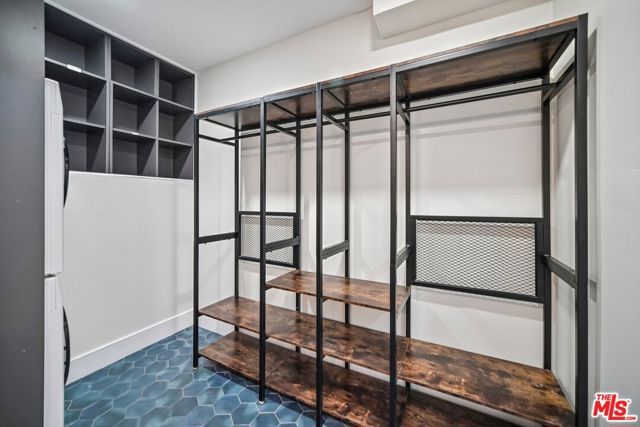 1010 Hammond Street 306, West Hollywood, CA 90069