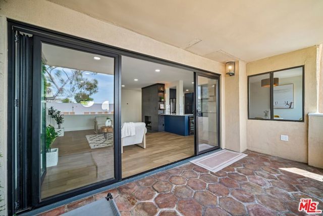 1010 Hammond Street 306, West Hollywood, CA 90069