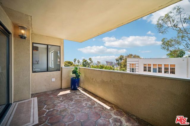 1010 Hammond Street 306, West Hollywood, CA 90069