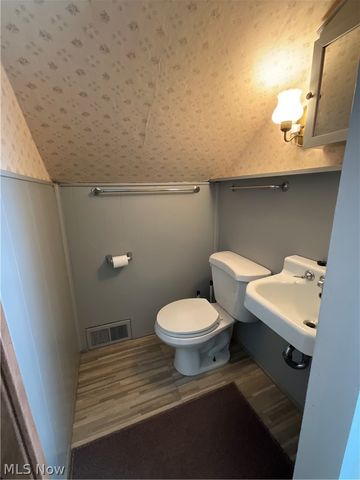 54 Melbourne Avenue, Boardman, OH 44512