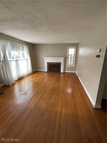 54 Melbourne Avenue, Boardman, OH 44512