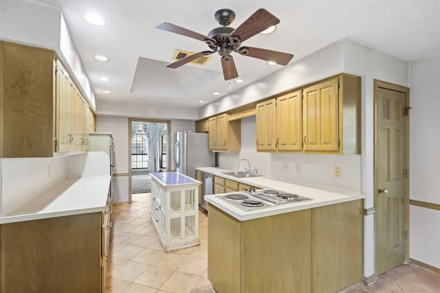 37 Timbergreen Circle, Denton, TX 76205