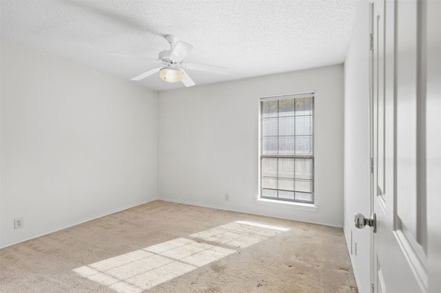 37 Timbergreen Circle, Denton, TX 76205