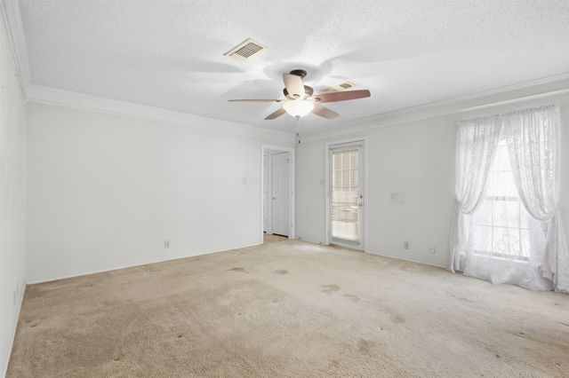 37 Timbergreen Circle, Denton, TX 76205