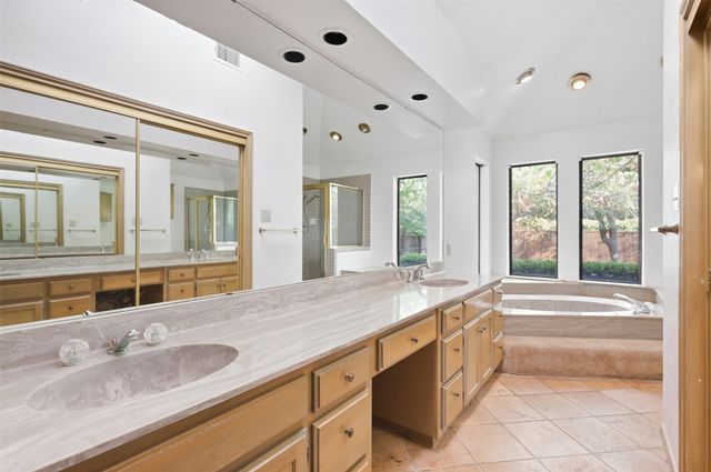 37 Timbergreen Circle, Denton, TX 76205