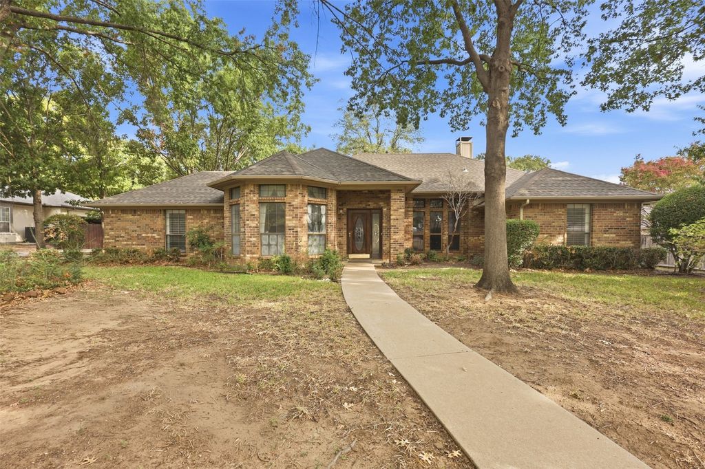 37 Timbergreen Circle, Denton, TX 76205 — photo 2