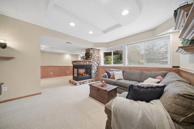 130 Dakota Avenue, Elko New Market, MN 55054