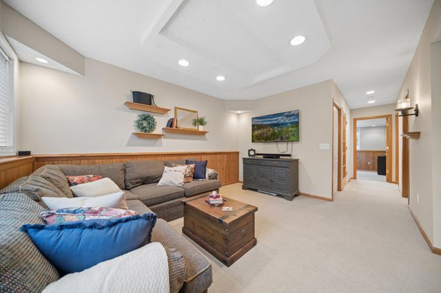 130 Dakota Avenue, Elko New Market, MN 55054