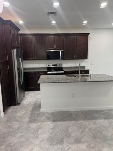 4320 Brookgreen Square, Westlake, FL 33470