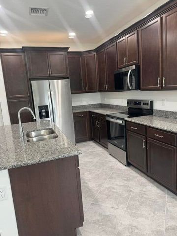 4320 Brookgreen Square, Westlake, FL 33470
