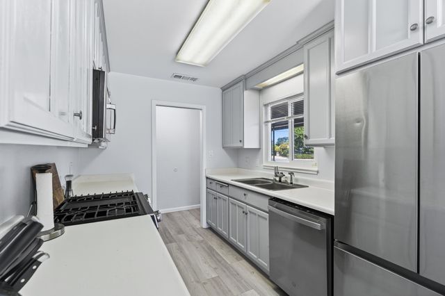 810 Cascade Avenue, Red Bluff, CA 96080