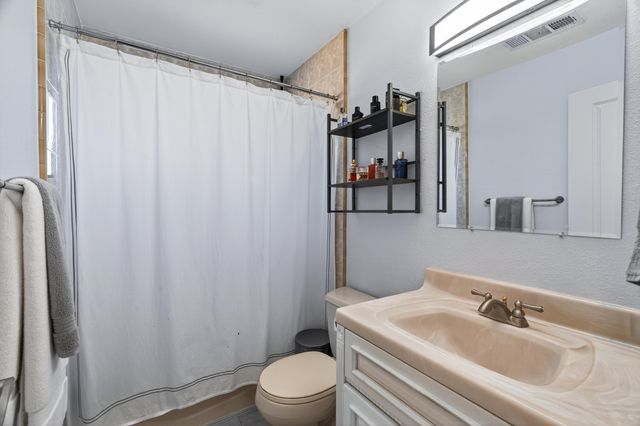 810 Cascade Avenue, Red Bluff, CA 96080