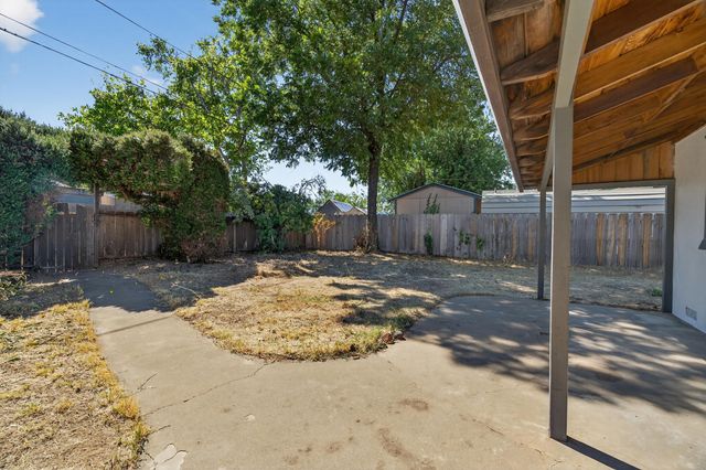 810 Cascade Avenue, Red Bluff, CA 96080