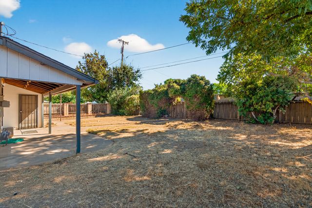810 Cascade Avenue, Red Bluff, CA 96080