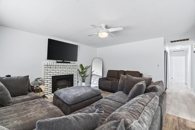 810 Cascade Avenue, Red Bluff, CA 96080