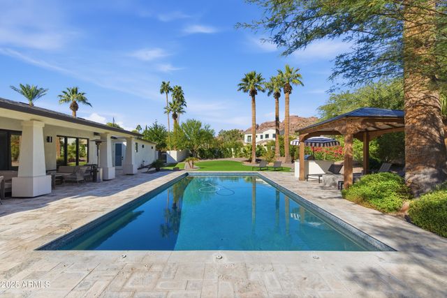 4601 N ROYAL VIEW Drive, Phoenix, AZ 85018